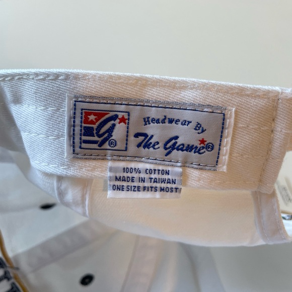 University of Notre Dame Alumni Hat NWT - Picture 4 of 5